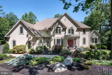 1845 Augusta Dr, Center Valley, PA 18034