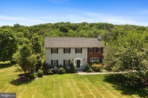 6098 Blue Church Rd, Coopersburg, PA 18036