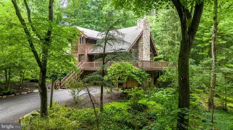 4585 E Mill Hill Rd, East Greenville, PA 18041