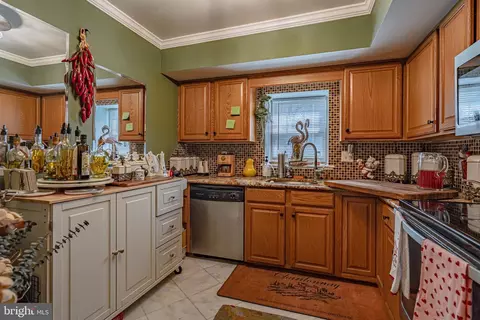 754 Wright St, Bethlehem, PA 18015 photo 10