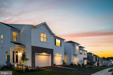 4931 Brookside Ct, Coopersburg, PA 18036