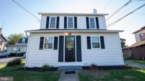 874 Brookside Rd, Allentown, PA 18106