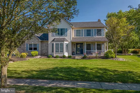 6448 Fugazzotto Dr, Allentown, PA 18104