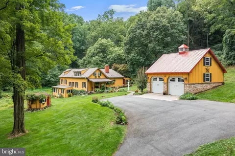 6407 Winding Rd, Coopersburg, PA 18036