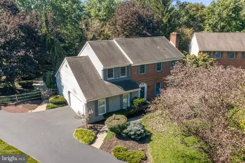 3525 Regent Ct, Allentown, PA 18103
