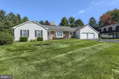 1365 Mashie Dr, Allentown, PA 18106