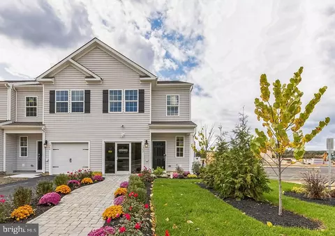 1237 Martin Rd, Breinigsville, PA 18031