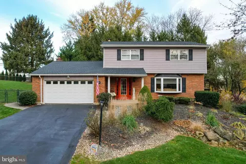 7021 Heather Rd, Macungie, PA 18062
