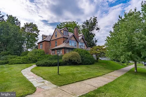 324 N N 30th St, Allentown, PA 18104
