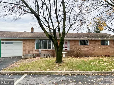 104 W Front St, Alburtis, PA 18011
