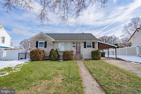1536 Westwood Dr, Bethlehem, PA 18018