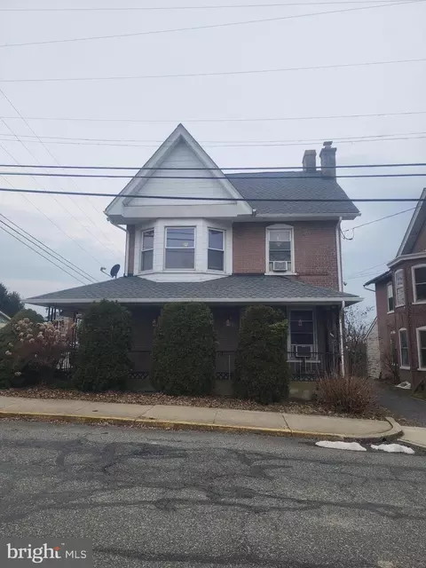 120 Race St, Macungie, PA 18062