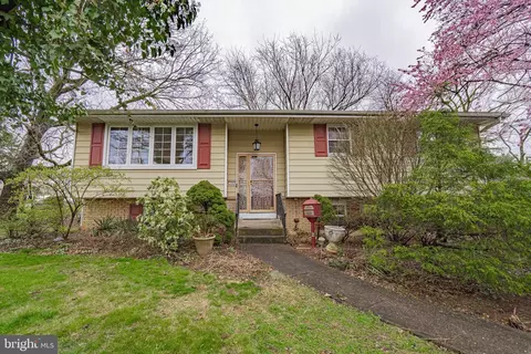 1060 W Juniata St, Allentown, PA 18103