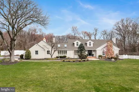 4093 Maulfair Dr, Allentown, PA 18103