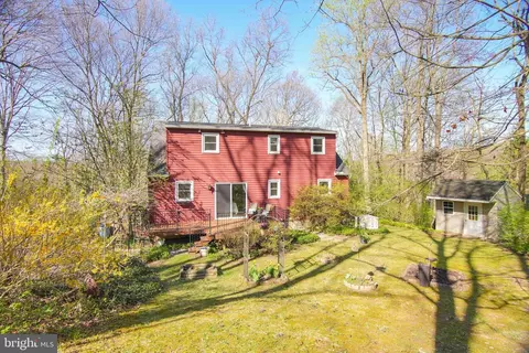 6192 Indian Creek Rd, Zionsville, PA 18092