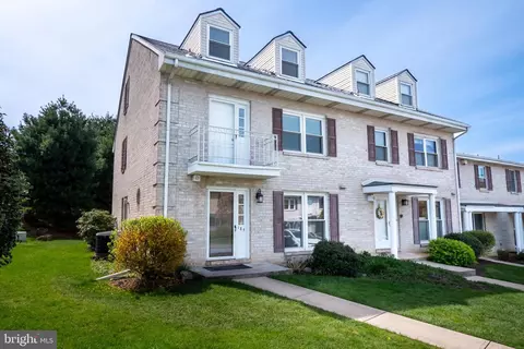 184 Springhouse Rd, Allentown, PA 18104
