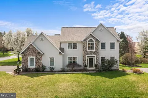 3070 Muirfield Rd, Center Valley, PA 18034