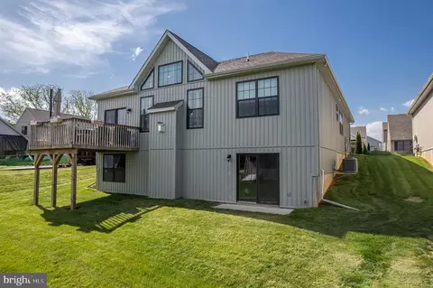 4172 Streamside Rd, Emmaus, PA 18049 photo 19