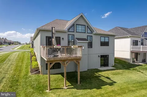 4172 Streamside Rd, Emmaus, PA 18049 photo 5