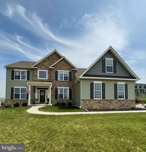 7710 Carpet Rd, New Tripoli, PA 18066