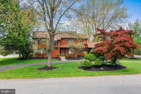 743 Yorkshire Rd, Allentown, PA 18103