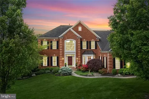 3478 Courtney Dr, Center Valley, PA 18034