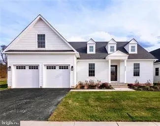 4327 Stonebridge Dr, Bethlehem, PA 18015