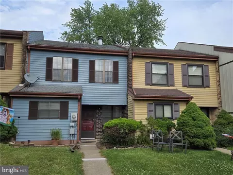 1705 Redwood Ct, Allentown, PA 18104