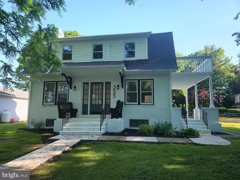 335 4th St, Whitehall, PA 18052