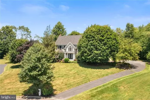 969 Natalie Ln, Coopersburg, PA 18036
