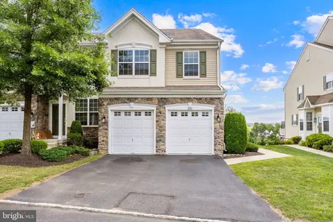6153 Valley Forge Dr, Coopersburg, PA 18036