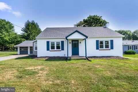 1236 Standard Ln, Coopersburg, PA 18036