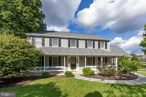 5767 Fresh Meadow Dr, Macungie, PA 18062