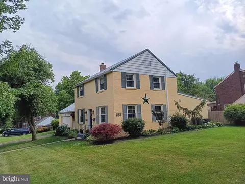 2404 W W Highland St, Allentown, PA 18104
