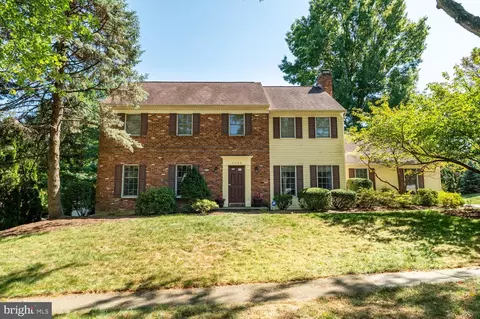 5288 Andrea Dr, Allentown, PA 18106