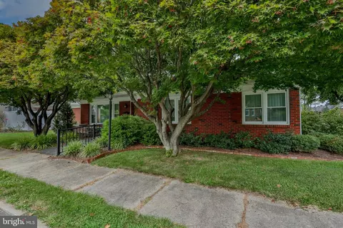 707 N Muhlenberg St, Allentown, PA 18104