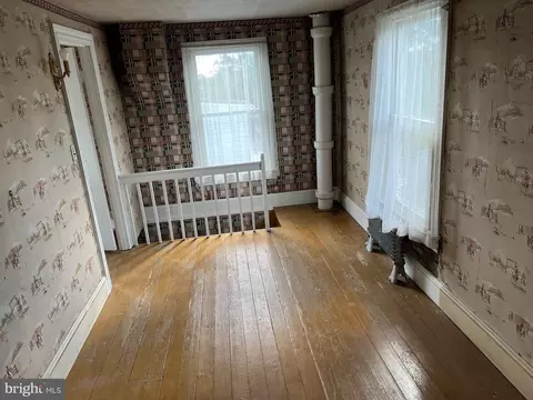 6056 Newside Rd, Slatington, PA 18080 photo 12