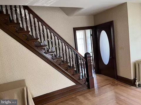 6056 Newside Rd, Slatington, PA 18080 photo 11