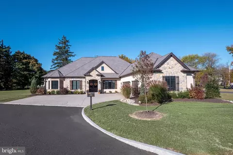 2836 Clos Renoir, Center Valley, PA 18034