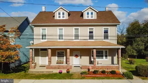 53 S S Front St, Coplay, PA 18037