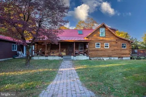 7005 Herber Rd, New Tripoli, PA 18066