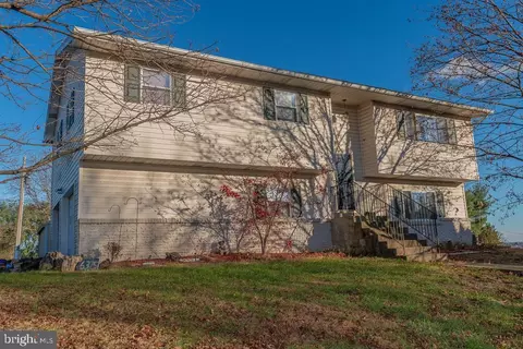 6375 Hillside Rd, Germansville, PA 18053