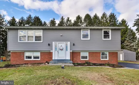 7828 Locust Valley Rd, Quakertown, PA 18951