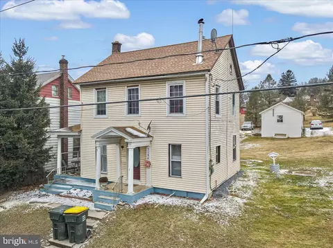 7156 Pa Route 873, Slatington, PA 18080