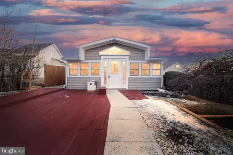 918 E Juniata St, Allentown, PA 18103