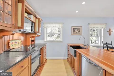 1471 Spring Valley Rd, Bethlehem, PA 18015 photo 10
