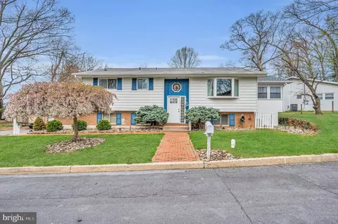 2707 SW Broder St, Allentown, PA 18103