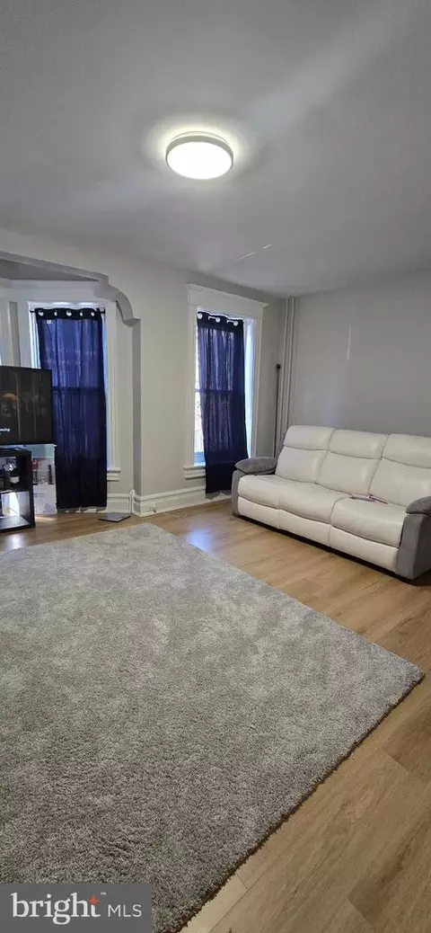 944 W Walnut St, Allentown, PA 18102