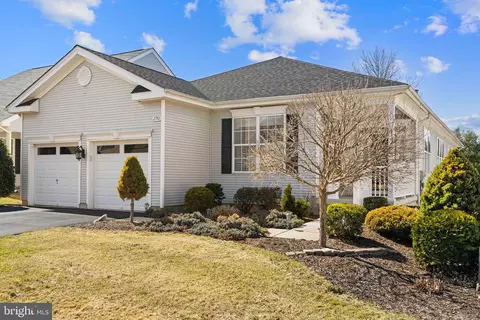 2150 Four Seasons Blvd, Macungie, PA 18062
