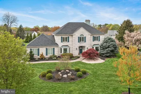 1012 Buckingham Dr, Allentown, PA 18103